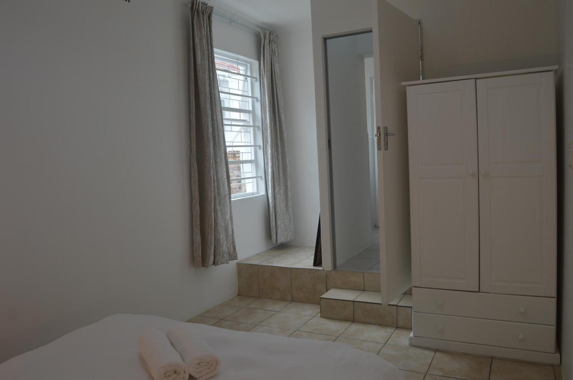 Oasis - Renovated - Queen Extra Length Bed Cape Town